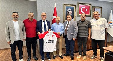 THF Başkanı Uğur Kılıç, hentbolun gelişimi için Adana ve İskenderun’da temaslarda bulundu