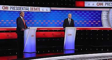 Trump, Biden tartışmasında giydiği takım elbisenin parçalarını satarak para topluyor