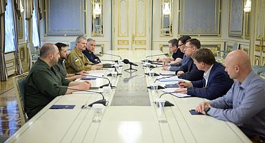 Ukrayna Devlet Başkanı Zelenski, Litvanya Savunma Bakanı Kasciunas ile görüştü