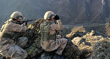 Yasa dışı yollarla sınırı geçmeye çalışan 7 şahıs yakalandı