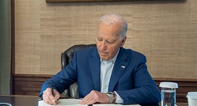 ABD Başkanı Biden: Kamu okulu öğretmenlerinin maaş artışı almasının zamanı geldi