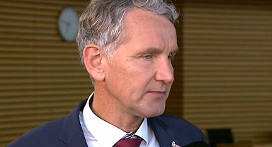 AfD, Almanya'da kazandıkları eyaletlerde hükümet görüşmelerine katılmayı talep etti
