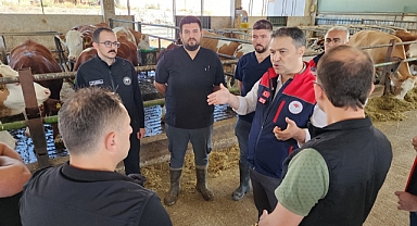 Afyonkarahisar’da Otomatik Sağım ve Besleme Sistemleri Tanıtıldı: Verimlilik Artıyor!
