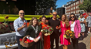 Alanya Belediye Başkanı Özçelik, Gladbeck Elma Festivali'ne katıldı