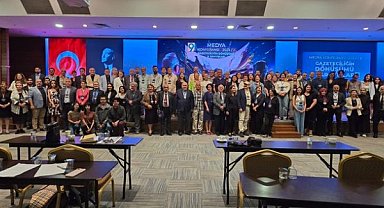 Ankara’da “Gazeteciliğin Dönüşümü ve Arayışlar”ı konferansı