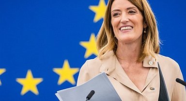 Avrupa Parlamento Başkanı Metsola, Ulusal Meclis Başkanı Pivet'i tebrik etti