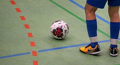 B1 Erkek Futbol Takımı, Fransa'ya mağlup oldu