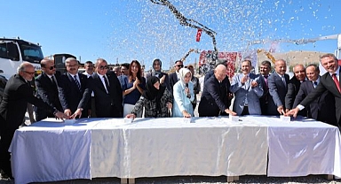 Bakan Göktaş, Emirdağ'da Çocuk Evleri Sitesi'nin temel atma törenine katıldı