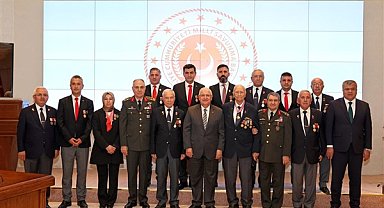 Bakan Güler, Gaziler Günü dolayısıyla dernek başkanlarını kabul etti