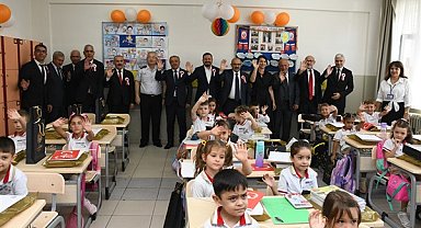 Balıkesir’de eğitim öğretim yılının ilk ders zili çaldı
