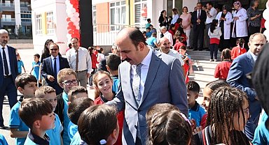 Başkan Altay: Tüm öğrencilerimize eğitim hayatlarında başarılar diliyorum