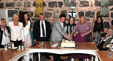 Başkan Aydın, Alzheimer Bakım Merkezi sakinleri ile buluştu