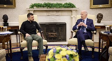 Biden, Zelenski'yi Beyaz Saray'da ağırladı