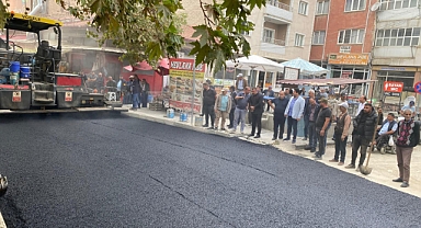 Bolvadin'de Tarihi Sıcak Asfalt Çalışmaları Başladı