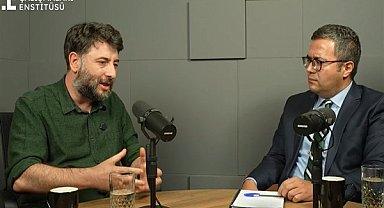 Burak Bilgehan Özpek: Çoklu aday ihtimali muhalefeti üç adayla seçime götürür