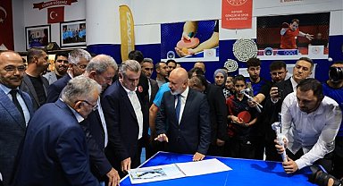 Büyükkılıç: Şehrimizi daha iyi bir noktaya taşımak için hep beraber çalışıyoruz