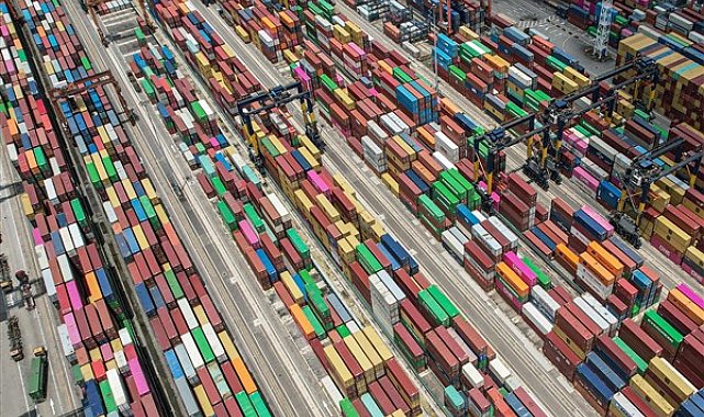 Çin'in mal ticareti fazlası yaklaşık 10 yılın en iyi seviyesinde