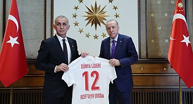 Cumhurbaşkanı Erdoğan, TFF Başkanı Hacıosmanoğlu ile bir araya geldi