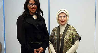 Emine Erdoğan, Malcolm X'in kızı Shabazz ile görüştü