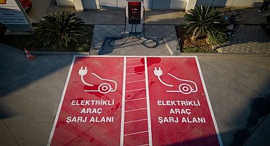EN YAKIT, Ankara-Niğde Otoyolunun ilk elektrikli şarj istasyonunu kurdu