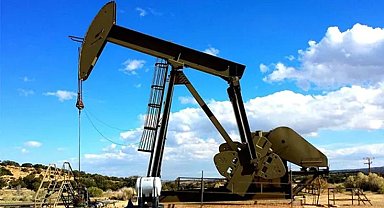 ENERJİ PİYASALARI - Zayıf talebin Libya ablukasını gölgelemesiyle petrol fiyatları düştü