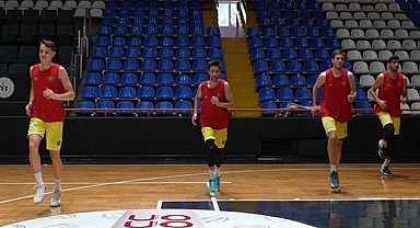 Eren Çapraz, altyapıdan ana kadroya seçilen ilk basketbolcu oldu