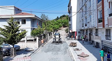 Esenyurt Belediyesi, yol yenileme çalışmalarını sürdürüyor
