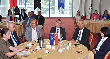 ‘Eşitlikçi Kent ve Toplumsal Cinsiyete Duyarlı Bütçeleme’ eğitimi düzenlendi