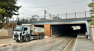 Gaziantep Büyükşehir Belediyesi, yağış uyarısı sonrası harekete geçti