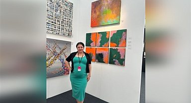 Genç Türk sanatçı Alpay, Londra’da önemli iki sanat fuarında