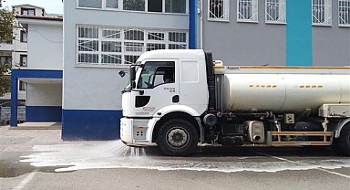 Gürsu Belediyesi, okullardaki temizlik ve bakım işlerini tamamladı