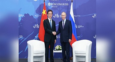 Han Zheng, Putin ile görüştü