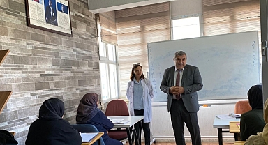 İl Milli Eğitim Müdürü Miraç Sünnetci, Afyonkarahisar Halk Eğitim Merkezini Ziyaret Etti