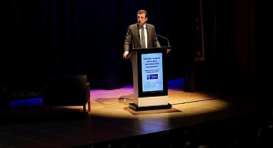 İmamoğlu: Dönem çatlatacak kadar İstanbul'a hizmet etmeye devam ediyoruz