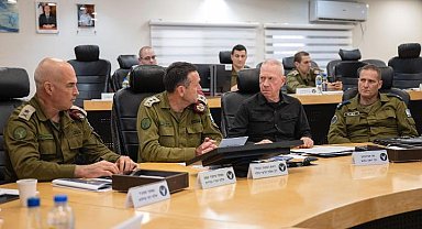 İsrail basını: Netanyahu Savunma Bakanı Yoav Gallant'ı değiştirmeyi düşünüyor