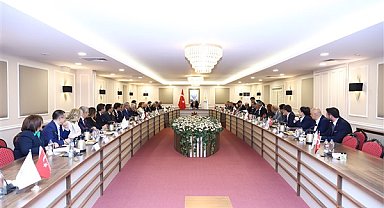 İYİ Parti Genel Başkanı Dervişoğlu, Genel İdare Kurulu Üyeleri ile bir araya geldi
