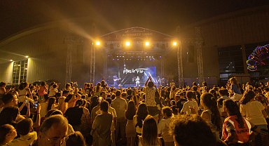 İzmir Enternasyonal Fuarı’nda müzik gecesi