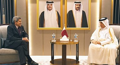 Katar Devlet Bakanı Muraikhi, Kıbrıs ve Peru büyükelçilerinin güven mektuplarını aldı
