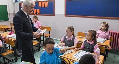 Keşan Belediyesi'nden 1. sınıf öğrencilerine kırtasiye desteği