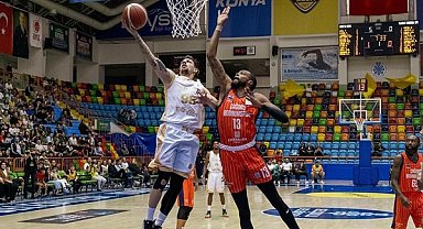 Konya Büyükşehir Belediyespor TBL'de ilk iç saha maçında galip