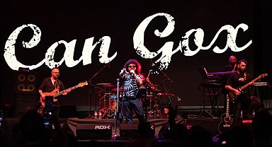 Kültürpark’ta Can Gox ve Sakiler konser verdi