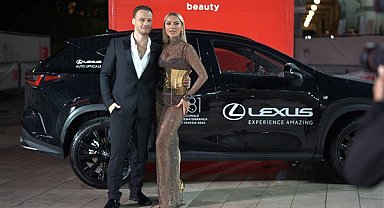 Lexus ile Venedik Film Festivali’nde Hadise ve Kerem Bürsin rüzgarı