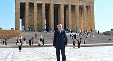 Mamak Belediye Başkanı Şahin’den Anıtkabir’e ziyaret