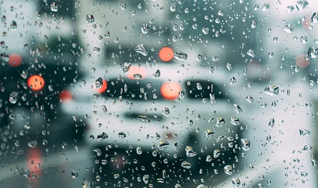 Meteoroloji'den kuvvetli gök gürültülü sağanak yağış uyarısı