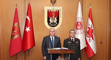 Milli Savunma Bakanı Güler, Kara Kuvvetleri Komutanlığını ziyaret etti