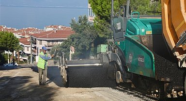 Mudanya Belediyesi yol ve asfalt çalışmalarını sürdürdü