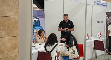 Orhangazi'de 25 işveren standında 1.675 iş başvurusu yapıldı