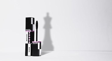 Pastel, yeni Queen maskarasını tanıttı
