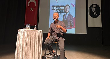 Radyo programcısı Doğancan Özadlı, Bursa'da söyleşi konuğu oldu