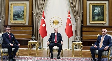 TBMM Başkanı Kurtulmuş, Polonya Meclis Başkanı Holownia ile görüştü